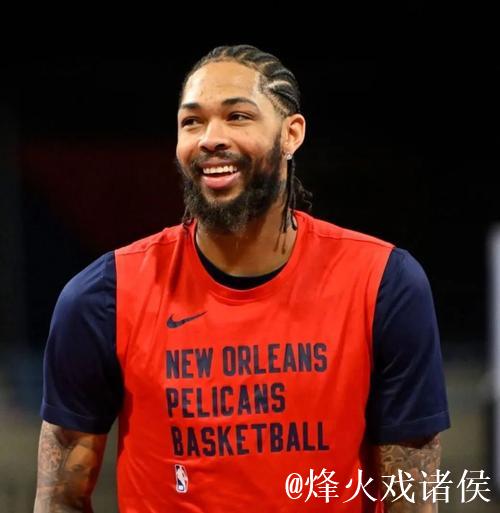 英格拉姆上半场投篮9中5,三分4中3得到18分2篮板 英格拉姆上半场投篮9中5,三分4中3得到18分2篮板